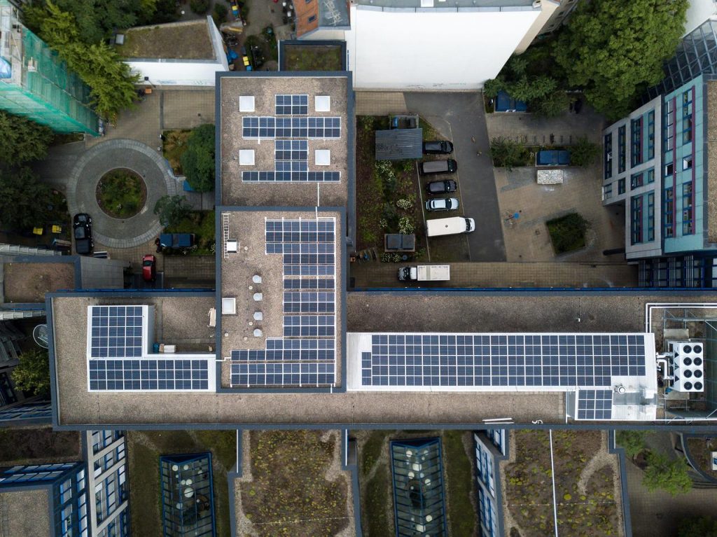 instalación placas solares comunidades de vecinos